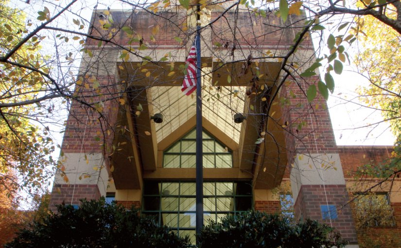 Nashville Machine Company Conquers Tough Task With Lochinvar’s Flexible, Efficient Products